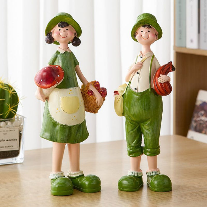 Country Couple Statue - Creative Living